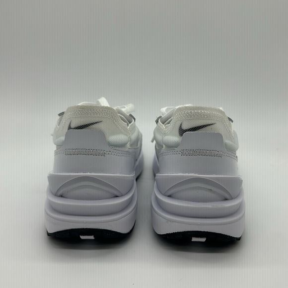 New Nike Waffle One Women’s White Athletic Running Shoes DC2533-103 NWOB - Picture 5 of 5
